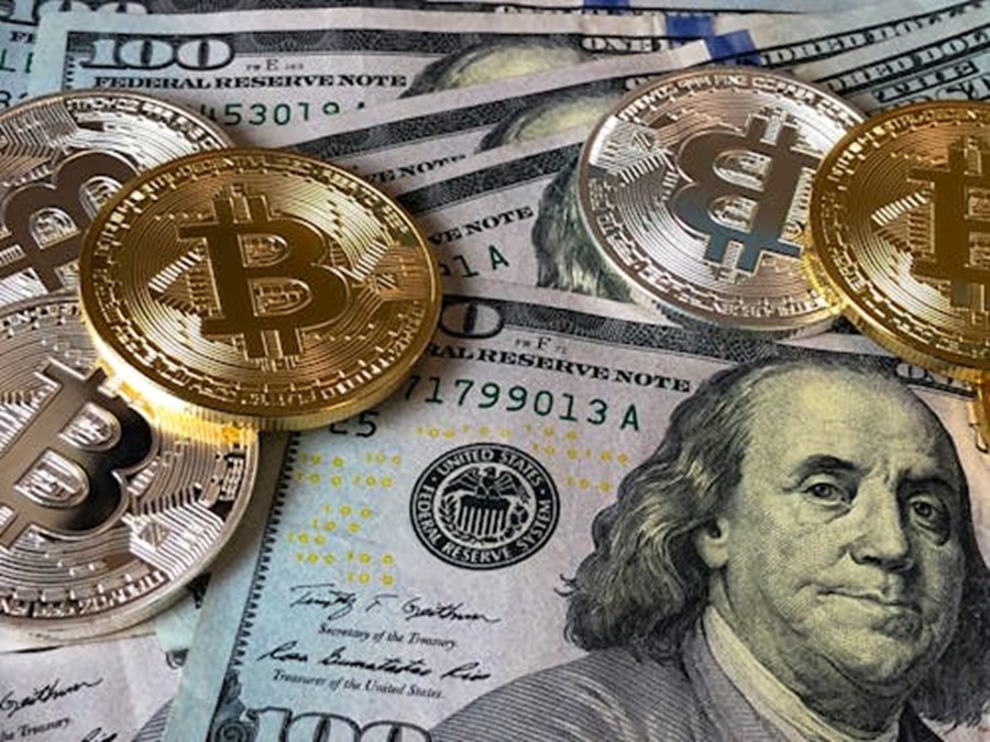 Bitcoin To Retest $85,000 As Bearish Technicals And On-Chain Weakness Align Bitcoin To Retest $85,000 As Bearish Technicals And On-Chain Weakness Align