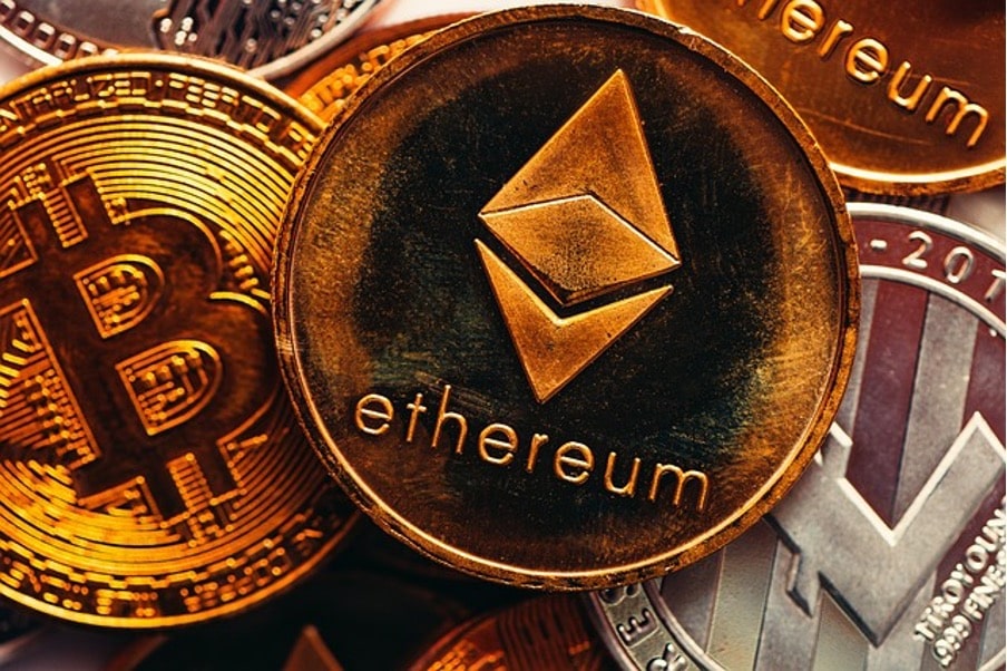 Standard Chartered Sees UNI at $100, Ethereum at $40K and Bitcoin at $500K by 2030 Standard Chartered Sees UNI at $100, Ethereum at $40K and Bitcoin at $500K by 2030